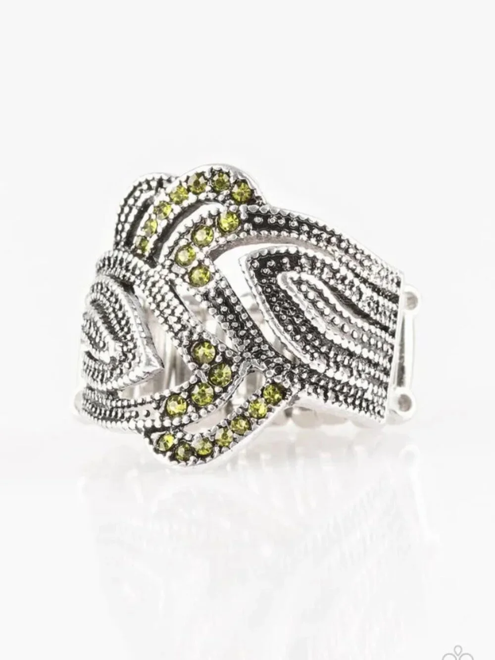 Paparazzi Jewelry Accessories - Fire and Ice - Green Ring - Vintage